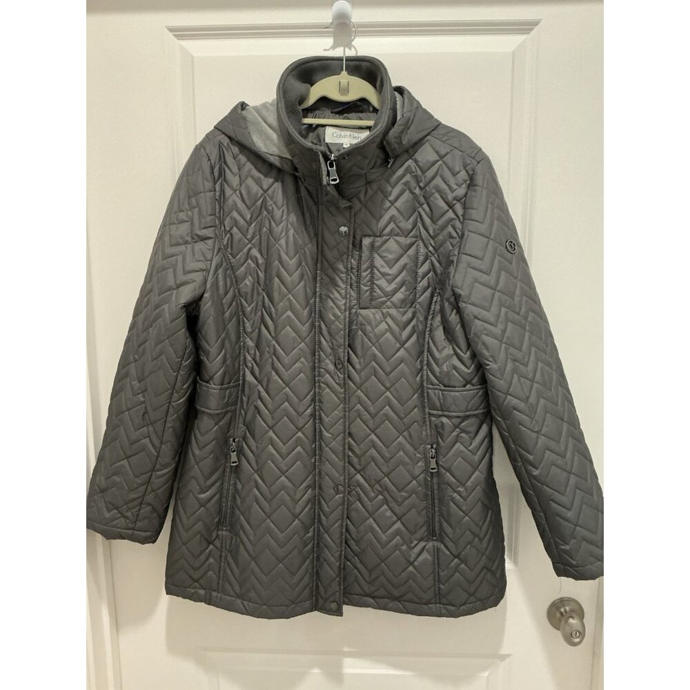 Calvin Klein Coat Size XXL Chevron Quilted Womens Black Removable Fur Lined Hood